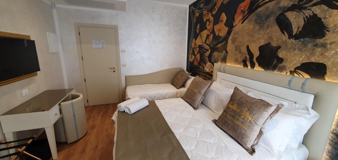 Amsterdam Suite Hotel & Spa リミニ エクステリア 写真