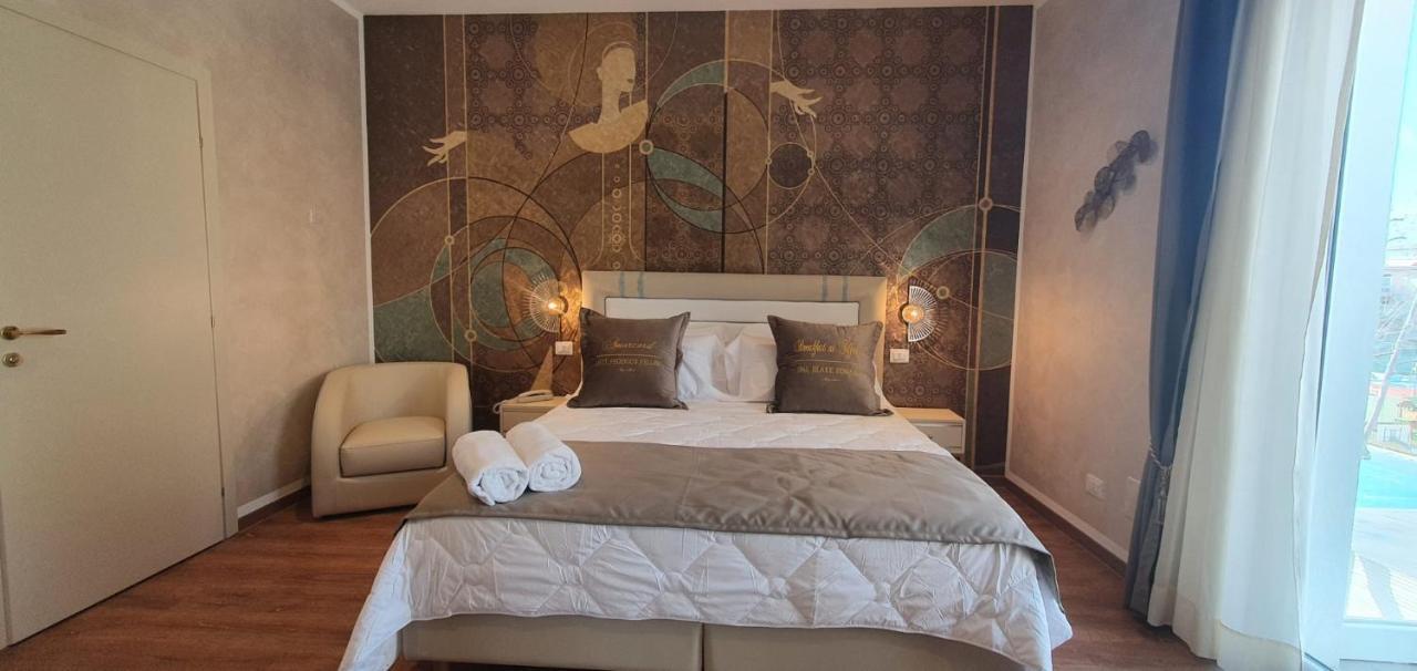 Amsterdam Suite Hotel & Spa リミニ エクステリア 写真