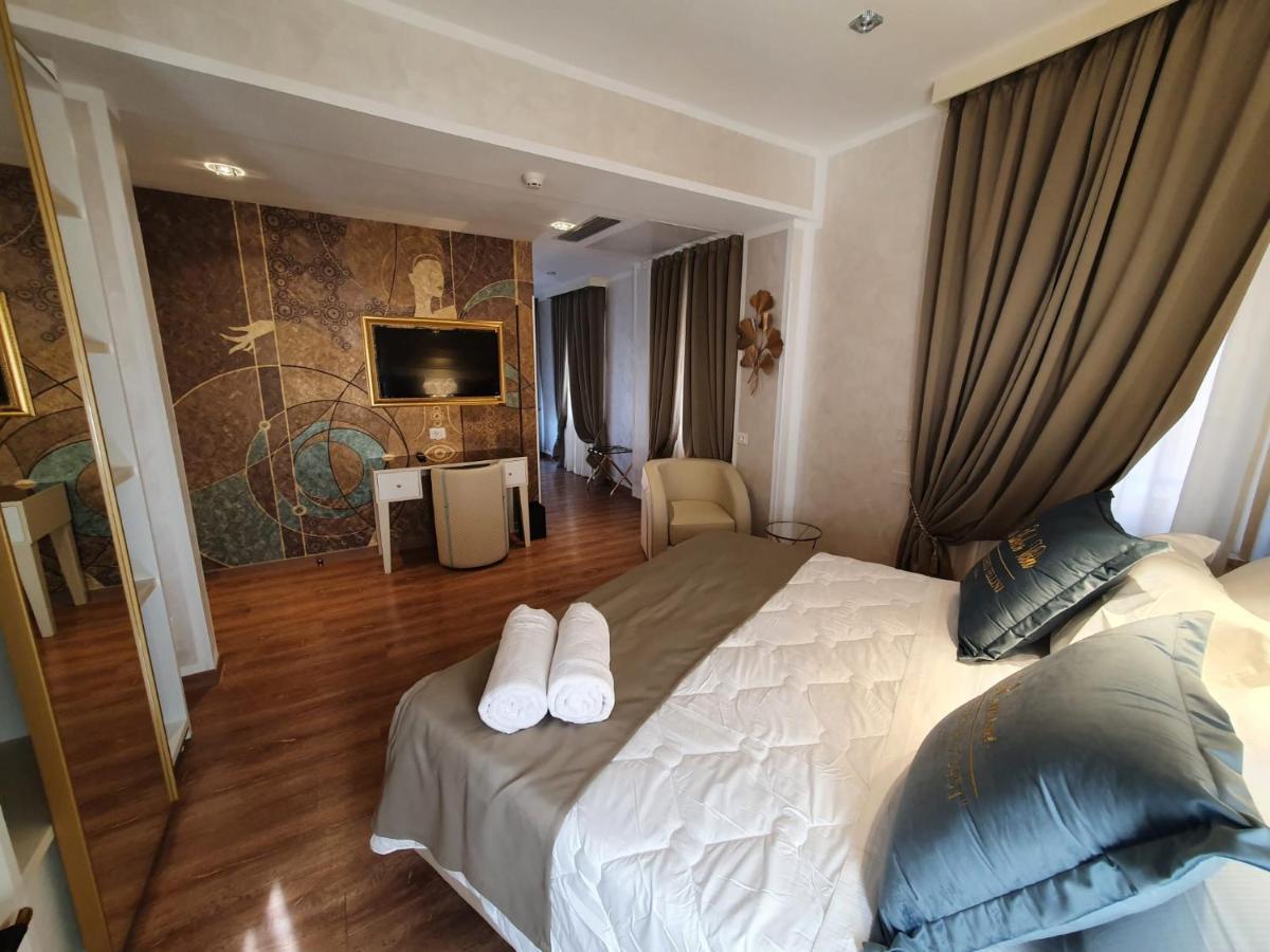 Amsterdam Suite Hotel & Spa リミニ エクステリア 写真