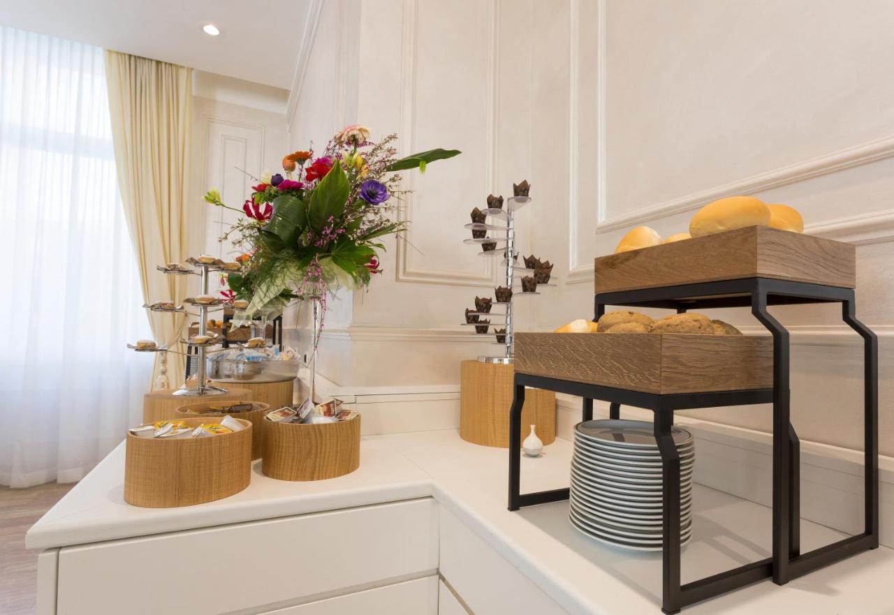 Amsterdam Suite Hotel & Spa リミニ エクステリア 写真
