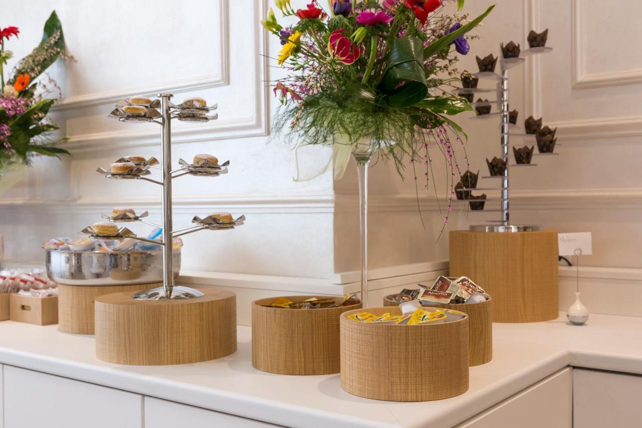 Amsterdam Suite Hotel & Spa リミニ エクステリア 写真
