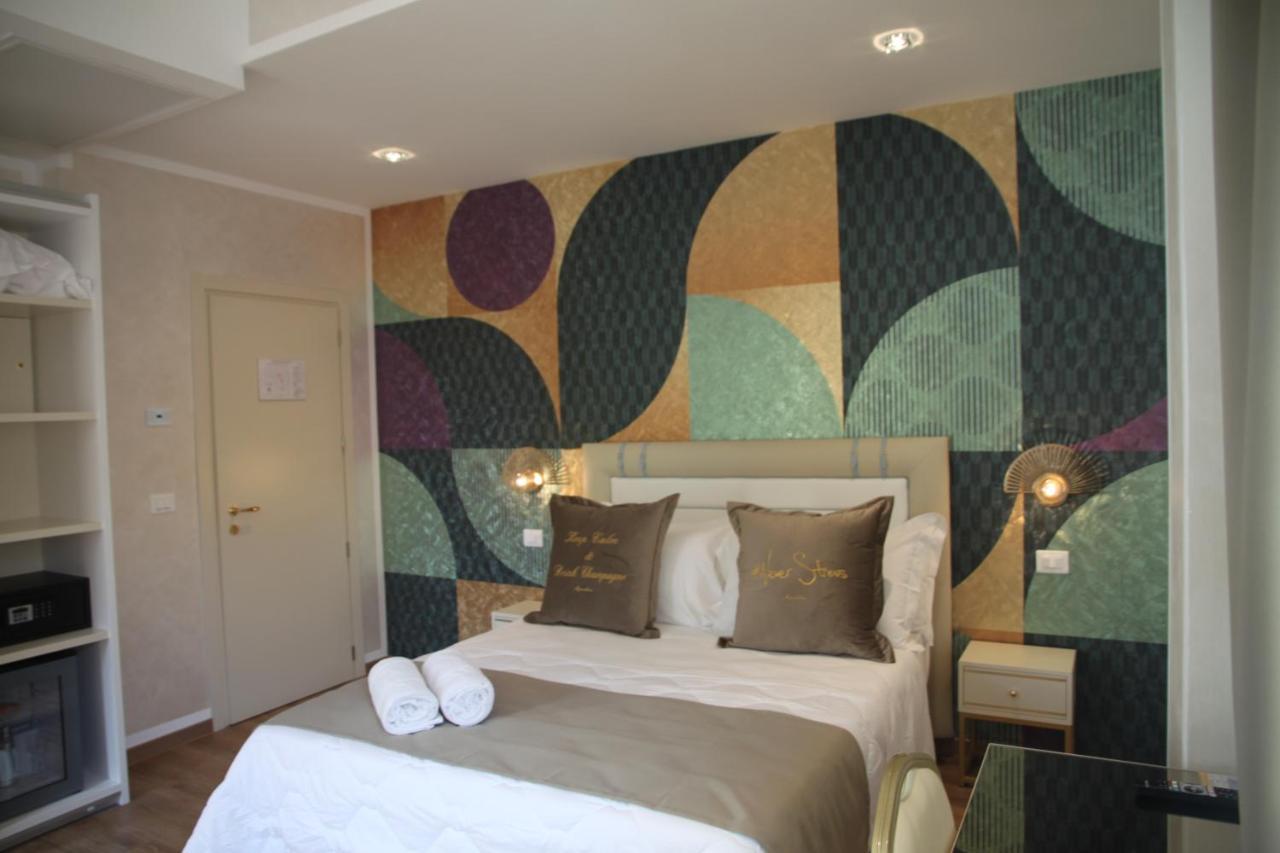 Amsterdam Suite Hotel & Spa リミニ エクステリア 写真