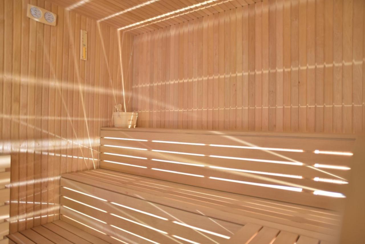Amsterdam Suite Hotel & Spa リミニ エクステリア 写真